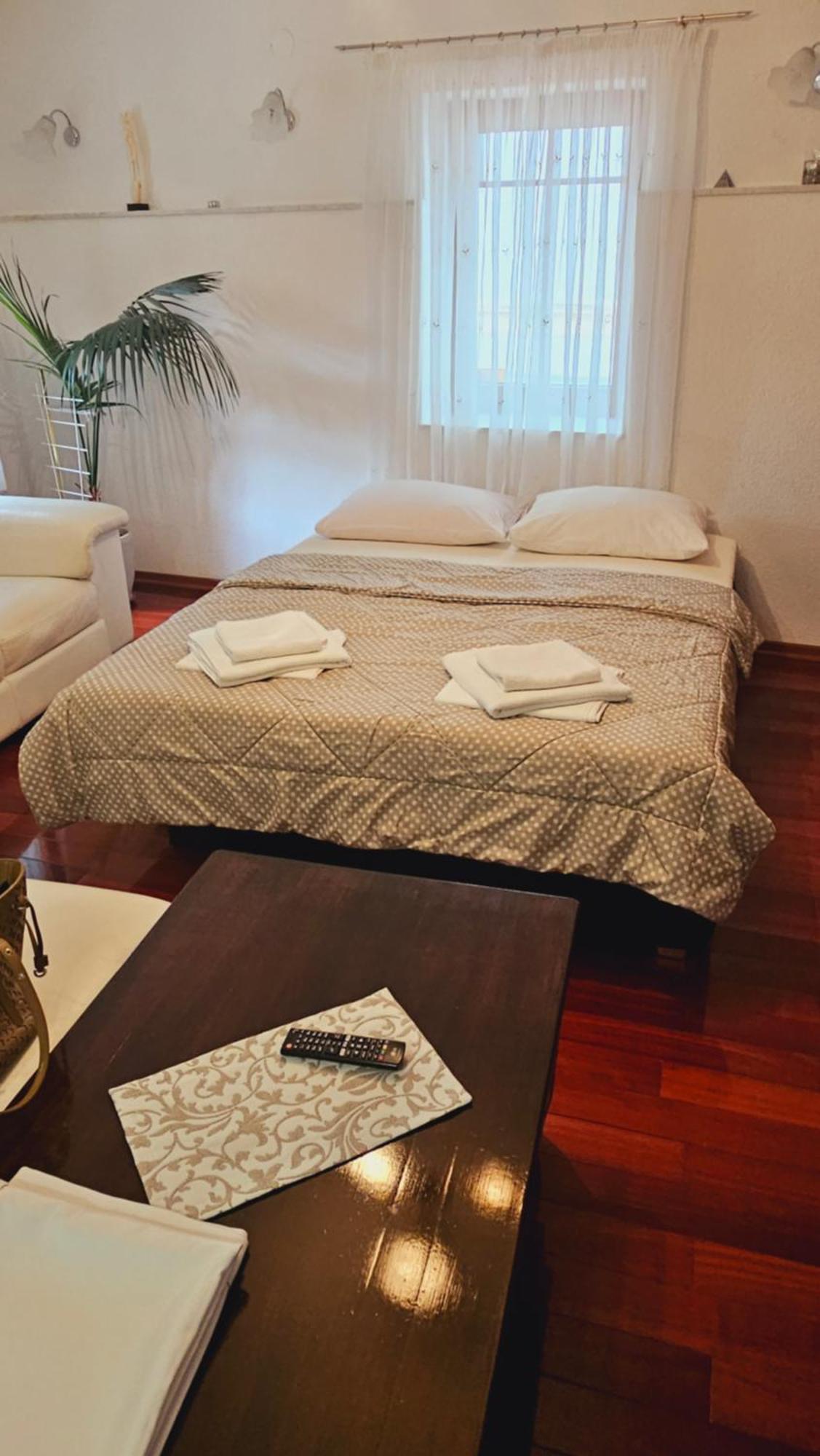 Kuca Za Odmor Stefanac Appartement Senj  Buitenkant foto